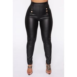 NEW Fashion Nova size XL women's black leggings